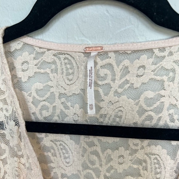 FREE PEOPLE WOMEN'S PEARL LACE LONG SLEEVE MINI DRESS size XS - Picture 8 of 8